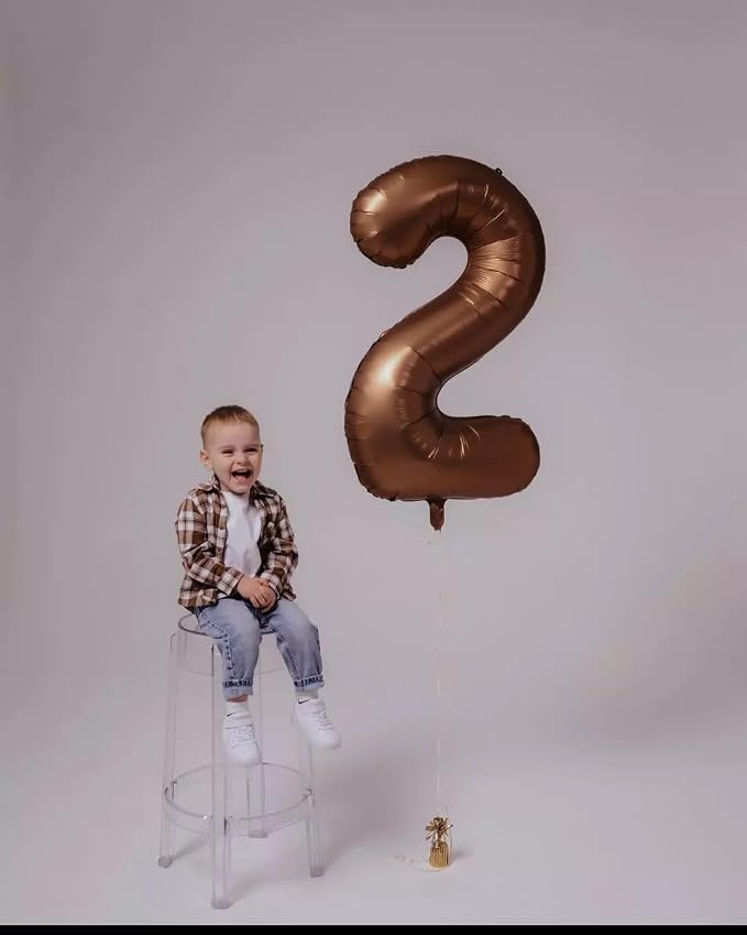 Brown 19 Balloon - Image 2
