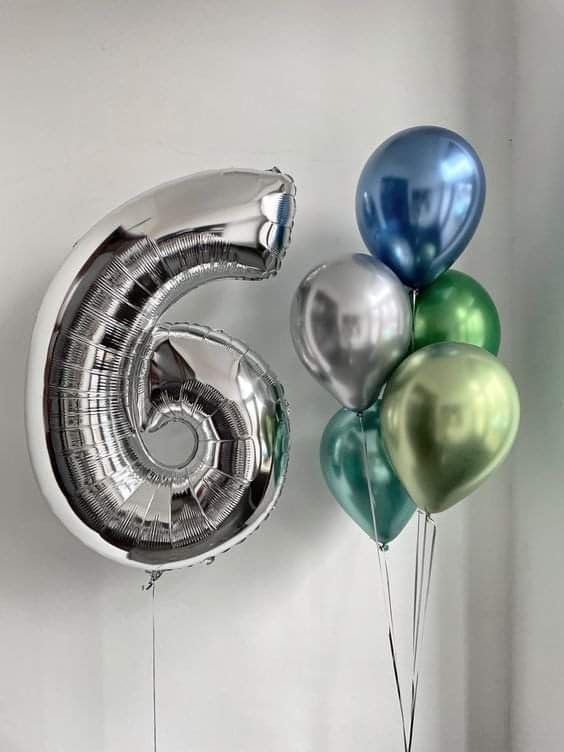 Number Balloons 40 Inch Silver 5 Balloon - Image 4
