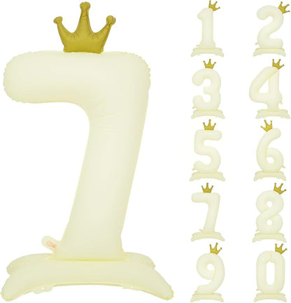 Standing White Crown Number 7 Balloon 40In Retro White Crown 7 Balloon | by YOIOZAIZAI