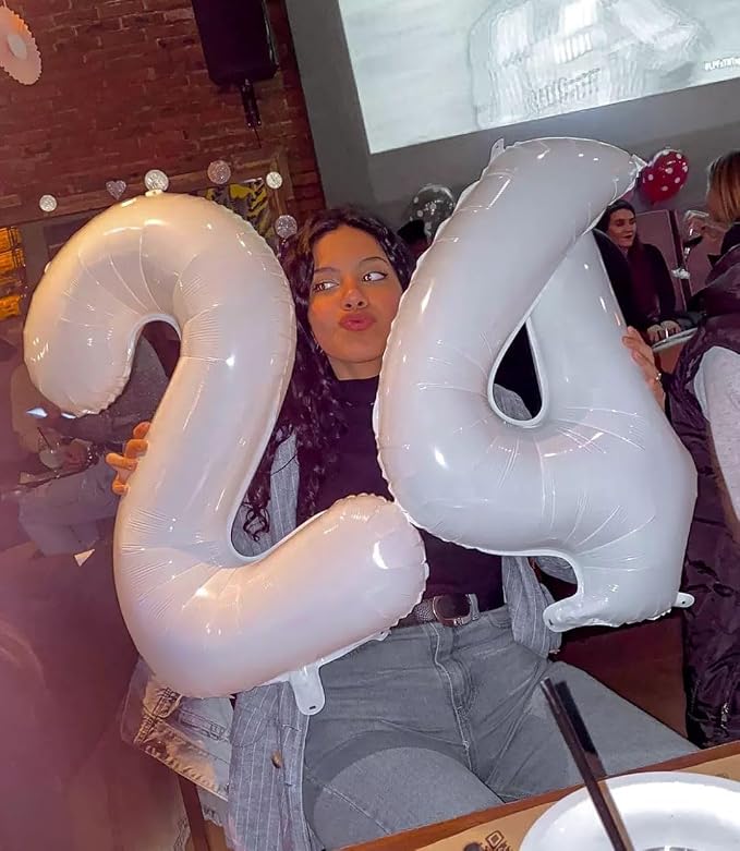 White Number 7 Balloon 40 Inch - Image 7