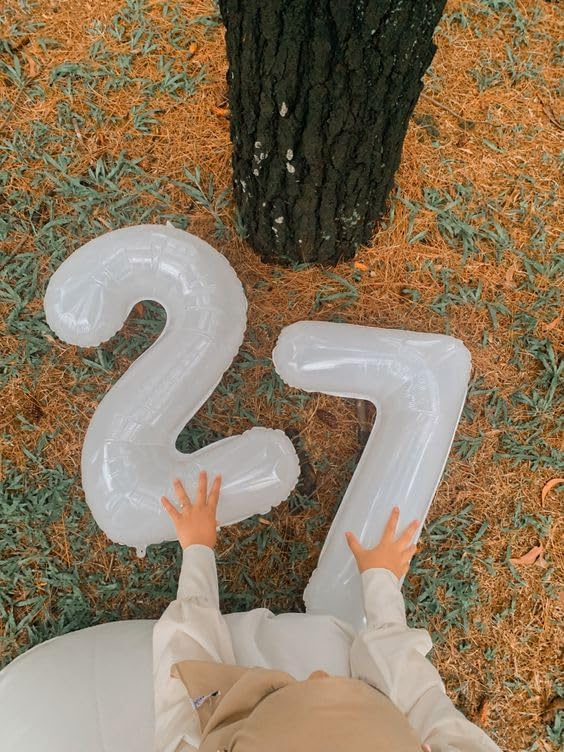 White Number 7 Balloon 40 Inch - Image 2