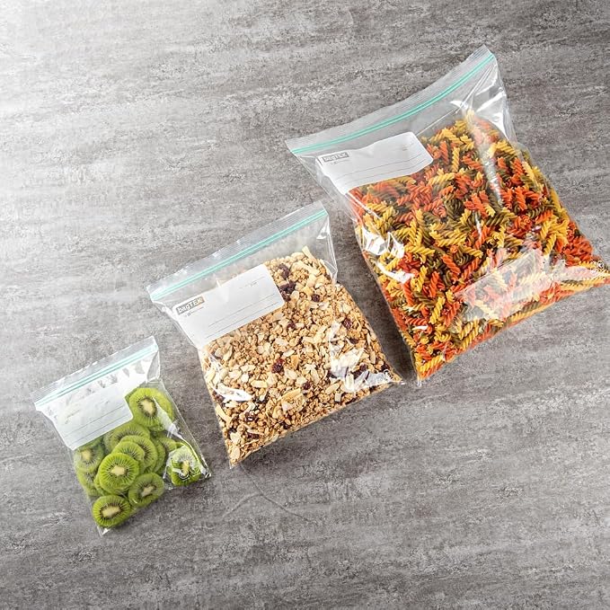 Restaurantware-Bag Tek 1 Gallon Storage Zip Bags, 1000 Disposable Zipper Pouch - Image 6