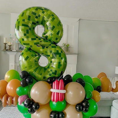 40 Inch Green Pixel Number 7 Balloon - Image 3