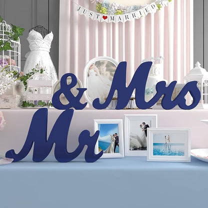 VIOPVERY Wooden Mr & Mrs Wedding Sign - Image 3