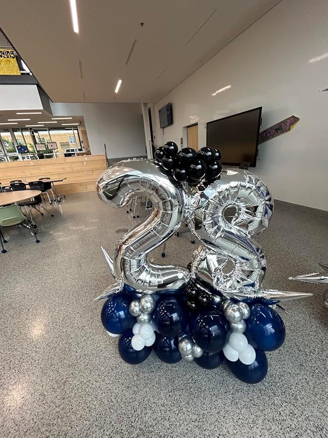 8 Balloon 40 inch Silver Number Balloons - Image 4