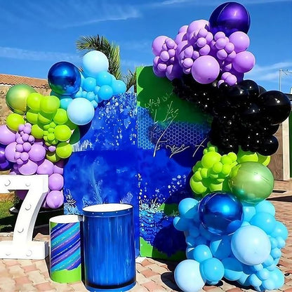 Black and Green Balloons - Image 4