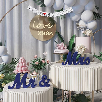 VIOPVERY Wooden Mr & Mrs Wedding Sign - Image 5