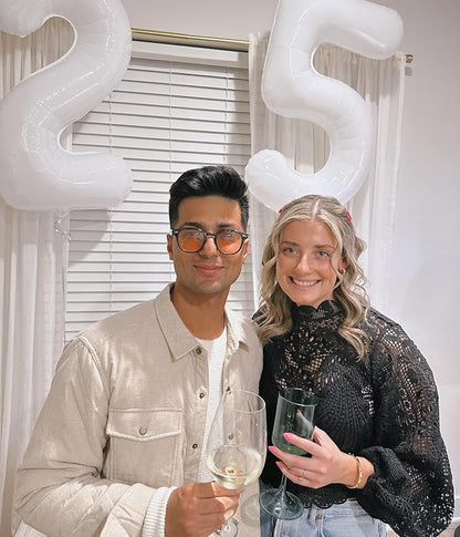 White 10 Balloon - Image 4