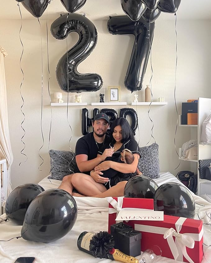Black 17 Balloon - Image 3