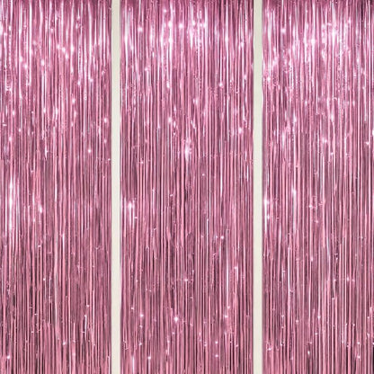DECOCKRAT 3 Pack Foil Fringe Backdrop by DECOCKRAT