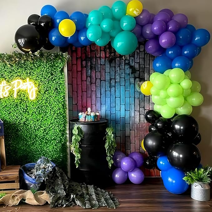 Black and Green Balloons - Image 3